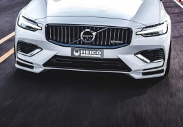 現行型ボルボV60&S60用フロントアンダースポイラー
