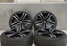 HEICO SPORTIV ヴォリューションV 21インチ入荷!