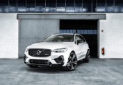 ボルボXC60用HEICO SPORTIVボディキット