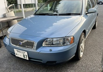 HEICO SPORTIV JAPANのサービスカー
